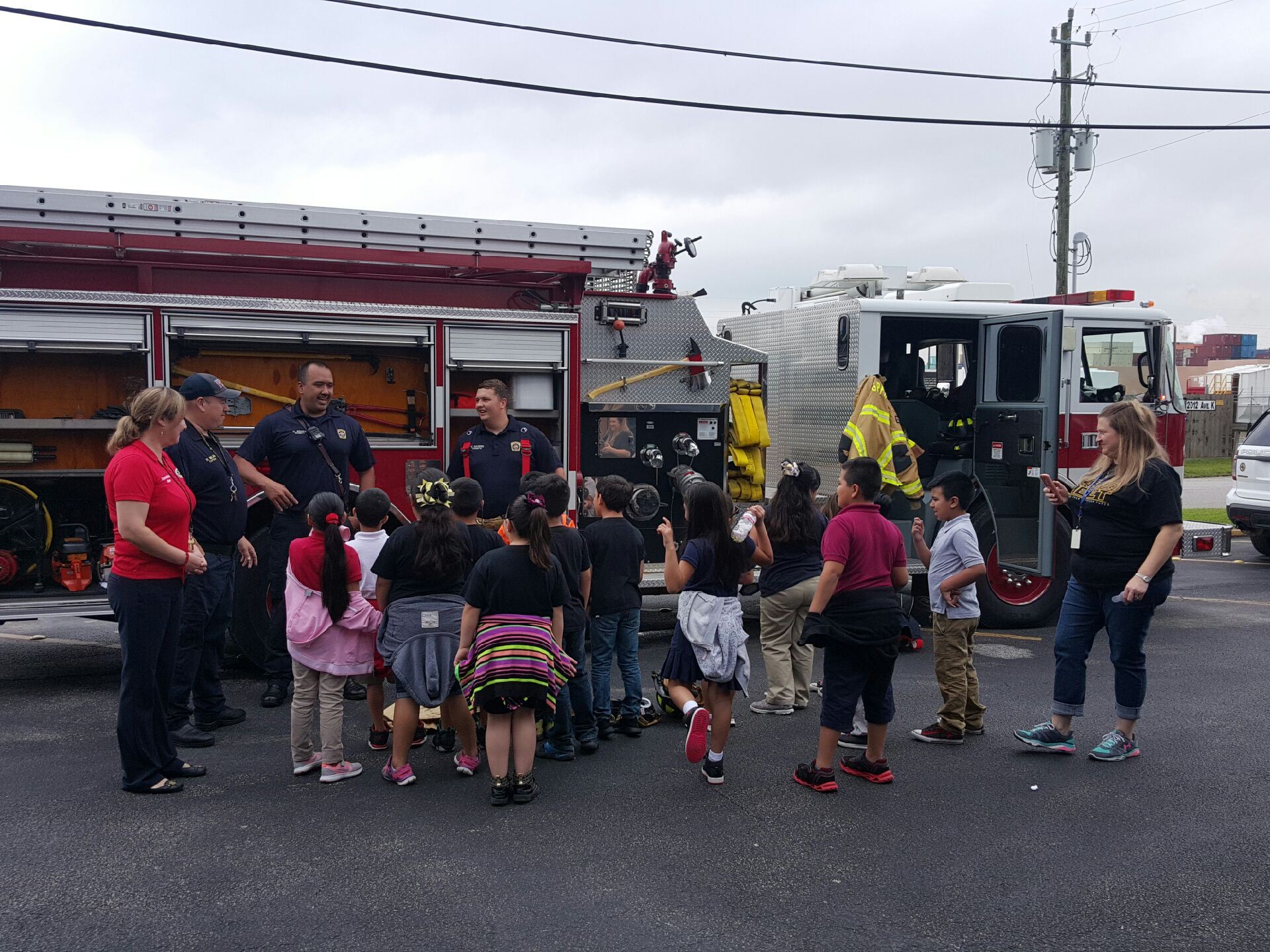 Students Learning about Fire Truck